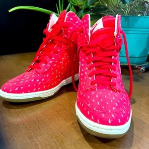 Red Nike wedge dress sneakers